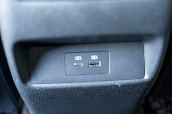 Nissan QASHQAI 1.3 MHEV N-Connecta |Prijs rijklaar incl 12 mnd garantie| 360 Camera Blindspot Panodak Trekhaak Elek klep
