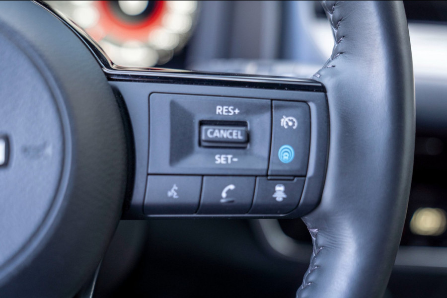 Nissan QASHQAI 1.3 MHEV N-Connecta |Prijs rijklaar incl 12 mnd garantie| 360 Camera Blindspot Panodak Trekhaak Elek klep