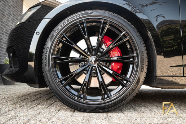 Audi A6 Avant 50 TFSI e quattro S Line Fullblack|21Inch|299PK|MatrixLED