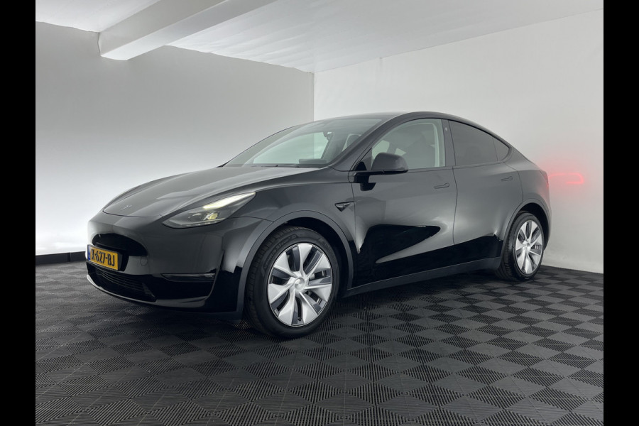 Tesla Model Y Long Range AWD 75 kWh [ 3-Fase ] {SOH-91%} (INCL.BTW)  Aut. *PANO | LEATHER | AUTO-PILOT | NAVI-FULLMAP | MATRIX-LED | KEYLESS | CAMERA | DAB+ | HEATED-COMFORTSEATS | PRIVACYGLASS | TOPVIEW*