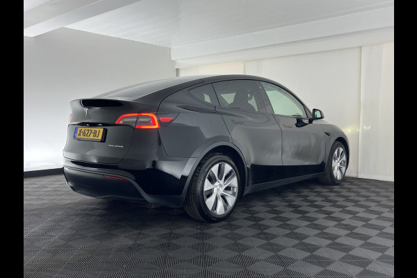 Tesla Model Y Long Range AWD 75 kWh [ 3-Fase ] {SOH-91%} (INCL.BTW)  Aut. *PANO | LEATHER | AUTO-PILOT | NAVI-FULLMAP | MATRIX-LED | KEYLESS | CAMERA | DAB+ | HEATED-COMFORTSEATS | PRIVACYGLASS | TOPVIEW*
