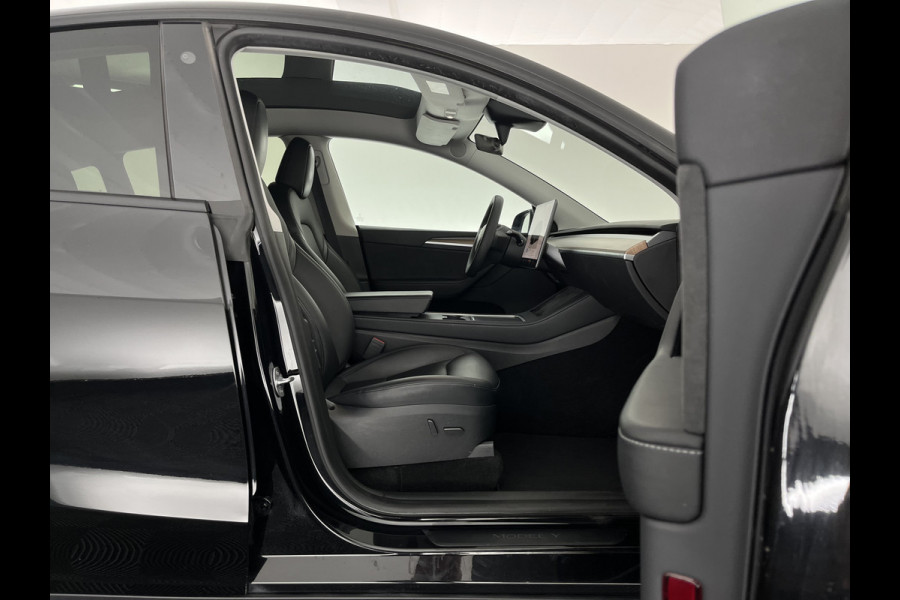 Tesla Model Y Long Range AWD 75 kWh [ 3-Fase ] {SOH-91%} (INCL.BTW)  Aut. *PANO | LEATHER | AUTO-PILOT | NAVI-FULLMAP | MATRIX-LED | KEYLESS | CAMERA | DAB+ | HEATED-COMFORTSEATS | PRIVACYGLASS | TOPVIEW*