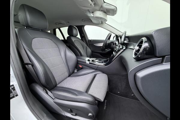 Mercedes-Benz C-Klasse Estate 180T 157PK Automaat Trekhaak Adap.Cruise Comfort-Stoelen Distronic Plus Navi Ecc Pdc Premium Plus Led Stoelverwarming Elek.Stoelen Elek.Achterklep Isofix Lmv 19" Bluetooth