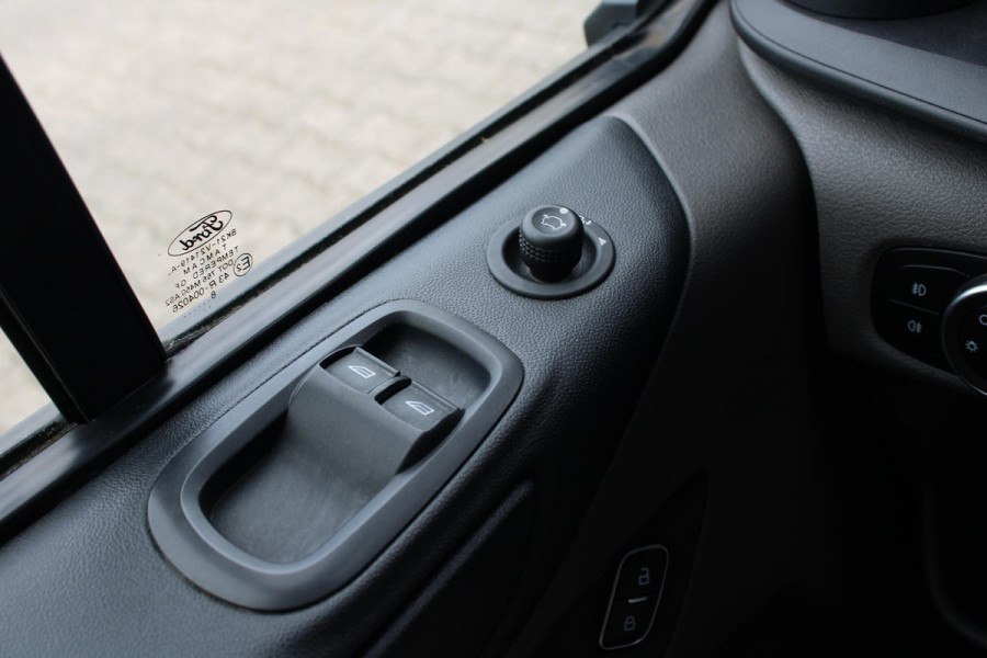 Ford Transit Custom 280 2.0 TDCI L1H1 Trend | Navigatie | Voorruitverwarming | Stoelverwarming | Camera | Cruise Control |