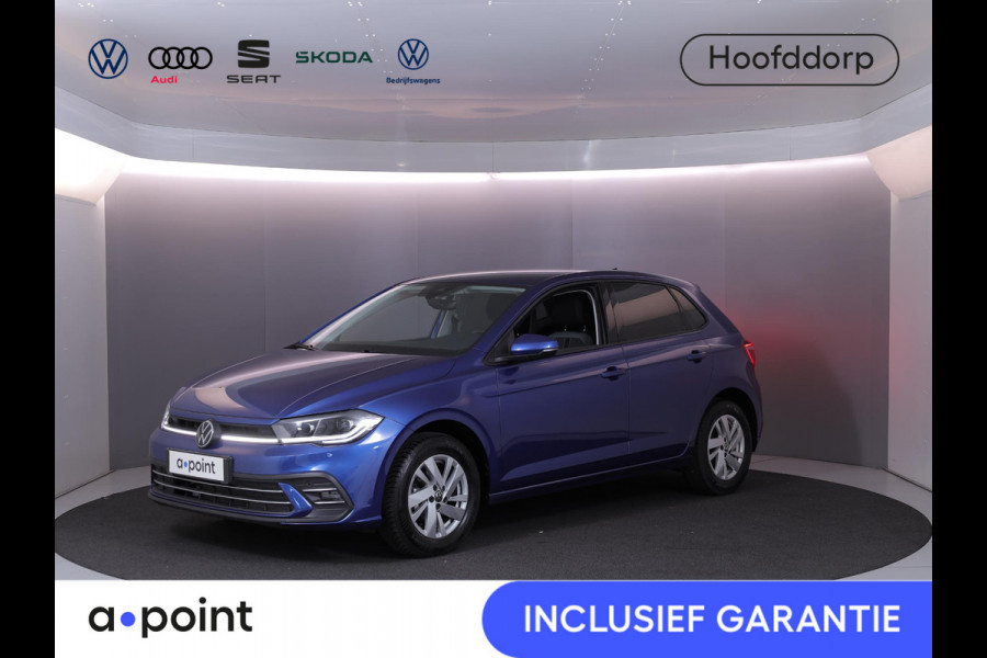 Volkswagen Polo 1.0 TSI Style 95 pk Automaat (DSG) | Navigatie | Parkeersensoren | Adaptieve cruise control | Matrix LED koplampen | Stoelverwarming |