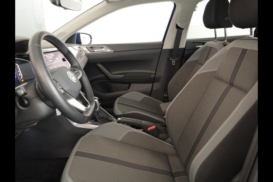Volkswagen Polo 1.0 TSI Style 95 pk Automaat (DSG) | Navigatie | Parkeersensoren | Adaptieve cruise control | Matrix LED koplampen | Stoelverwarming |