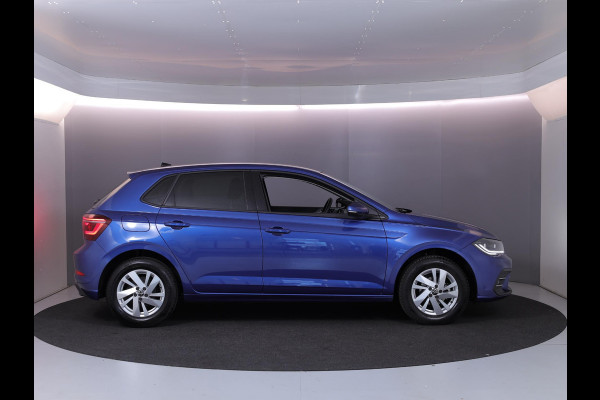 Volkswagen Polo 1.0 TSI Style 95 pk Automaat (DSG) | Navigatie | Parkeersensoren | Adaptieve cruise control | Matrix LED koplampen | Stoelverwarming |