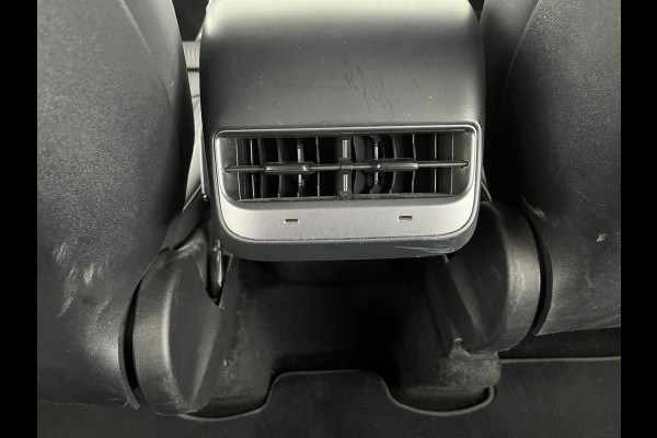 Tesla Model Y Long Range AWD 75 kWh [ 3-Fase ] {SOH-91%} (INCL.BTW)  Aut. *PANO | LEATHER | AUTO-PILOT | NAVI-FULLMAP | MATRIX-LED | KEYLESS | CAMERA | DAB+ | HEATED-COMFORTSEATS | PRIVACYGLASS | TOPVIEW*