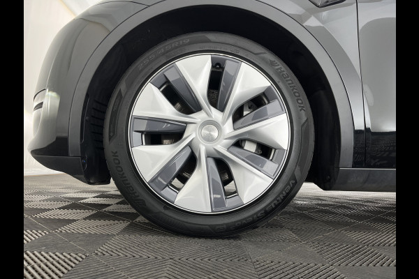 Tesla Model Y Long Range AWD 75 kWh [ 3-Fase ] {SOH-91%} (INCL.BTW)  Aut. *PANO | LEATHER | AUTO-PILOT | NAVI-FULLMAP | MATRIX-LED | KEYLESS | CAMERA | DAB+ | HEATED-COMFORTSEATS | PRIVACYGLASS | TOPVIEW*