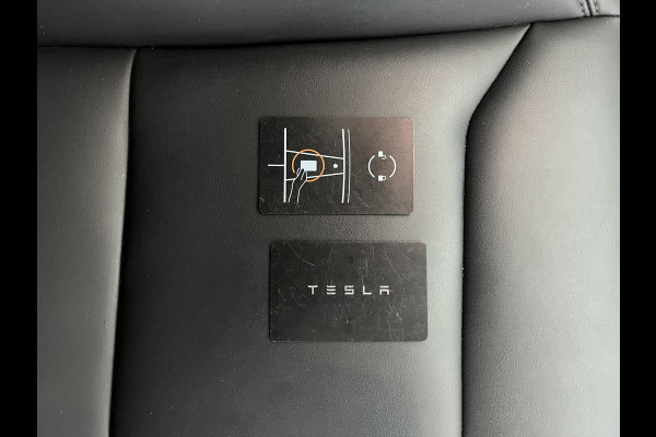 Tesla Model Y Long Range AWD 75 kWh [ 3-Fase ] {SOH-91%} (INCL.BTW)  Aut. *PANO | LEATHER | AUTO-PILOT | NAVI-FULLMAP | MATRIX-LED | KEYLESS | CAMERA | DAB+ | HEATED-COMFORTSEATS | PRIVACYGLASS | TOPVIEW*
