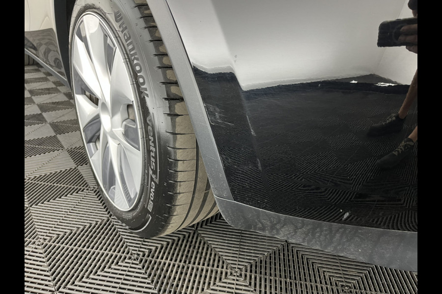 Tesla Model Y Long Range AWD 75 kWh [ 3-Fase ] {SOH-91%} (INCL.BTW)  Aut. *PANO | LEATHER | AUTO-PILOT | NAVI-FULLMAP | MATRIX-LED | KEYLESS | CAMERA | DAB+ | HEATED-COMFORTSEATS | PRIVACYGLASS | TOPVIEW*