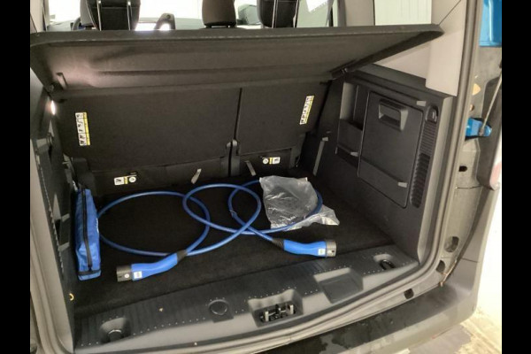 Ford E-Tourneo Courier Limited 44 kWh 136pk | Driver Assistance pack incl. Navigatie | 5 Persoons! | Winterpack | Verlengde Fabrieksgarantie tot 06-2029