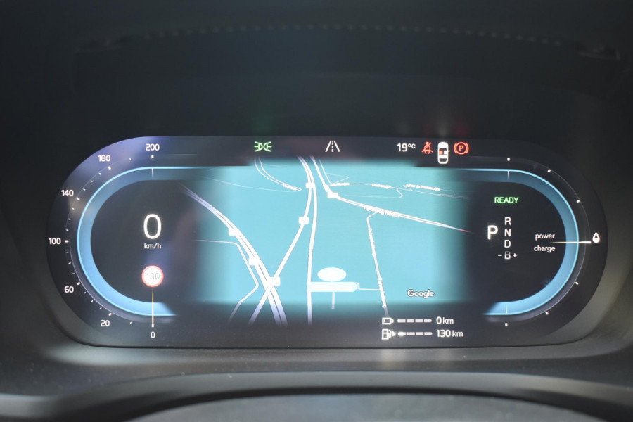 Volvo V60 T6 350PK Plug-in Hybrid AWD Ultimate Bright / Adaptive Cruise Control / Harman Kardon / 360 Camera / Elektrisch glazen schuif-kanteldak / Head-up Display / Nappa leer met stoelventilatie / Elektrisch verstelbare stoelen met geheugen / Stoelverwarming / Stuurverwarming