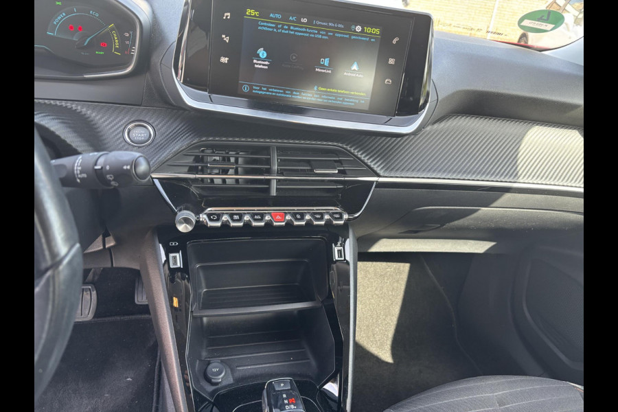 Peugeot e-2008 EV Allure 50 kWh 136pk | CarPlay | Adapt. Cruise