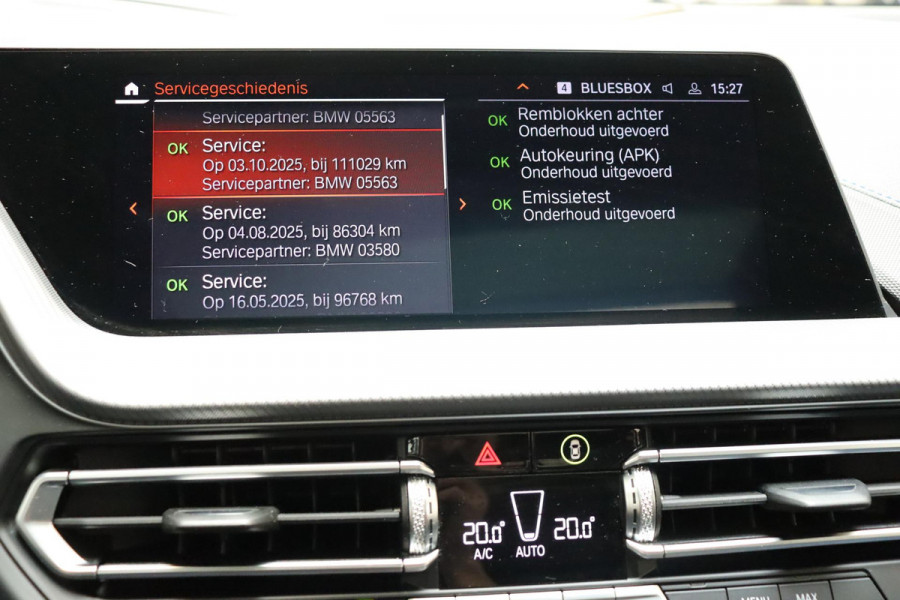 BMW 1-serie 118i High Executive M Sport Pakket Automaat / Live Cockpit Professional / Panoramadak / Lichtpakket / Shadow Line / Extra Getint Glas / 19 Inch / Achteruitrijcamera / Climate Control / Hifi / M Sportremsysteem / DAB / LED / Shadow Line