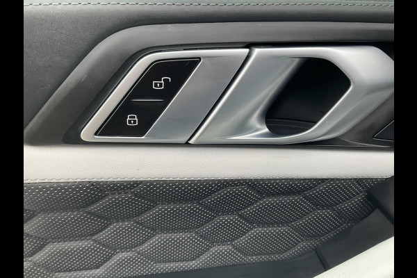 BMW X6 M Competition 626PK BTW Bowers&Wilkins Tanzanite Nachtzicht Massage Stoelverw+Koeling Trekhaak