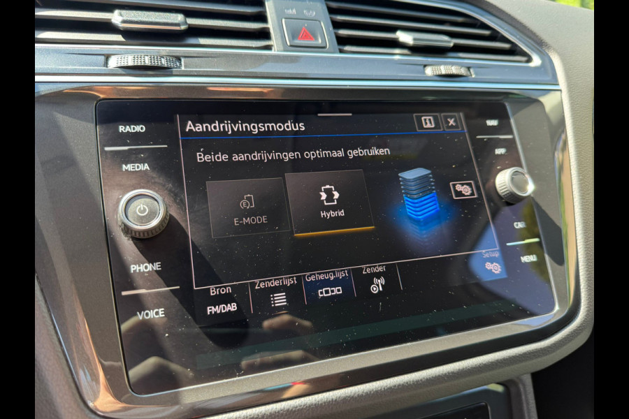 Volkswagen Tiguan TSI 245PK HYBRIDE DSG ELEGANCE VIRTUAL/NAVI/IQ.LIGHT