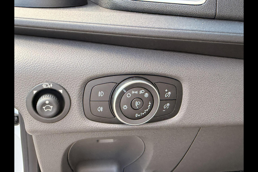 Ford Transit 350 2.0 TDCI L4H3 Trend RWD | 130pk | Navigatiesysteem SYNC4 | Stoelverwarming  | Elektrisch inklapbare buitenspiegels | Elektrisch verstelbare bestuurdersstoel | Passagiersairbag | Allweather banden | Laadruimte beschermingspakket | 150 watt/230V aansluitpunt tussen voorstoelen | Handmatige regeneratie roetfilter | Reservewiel | Centrale dubbele vergrendeling | LED Downlighter