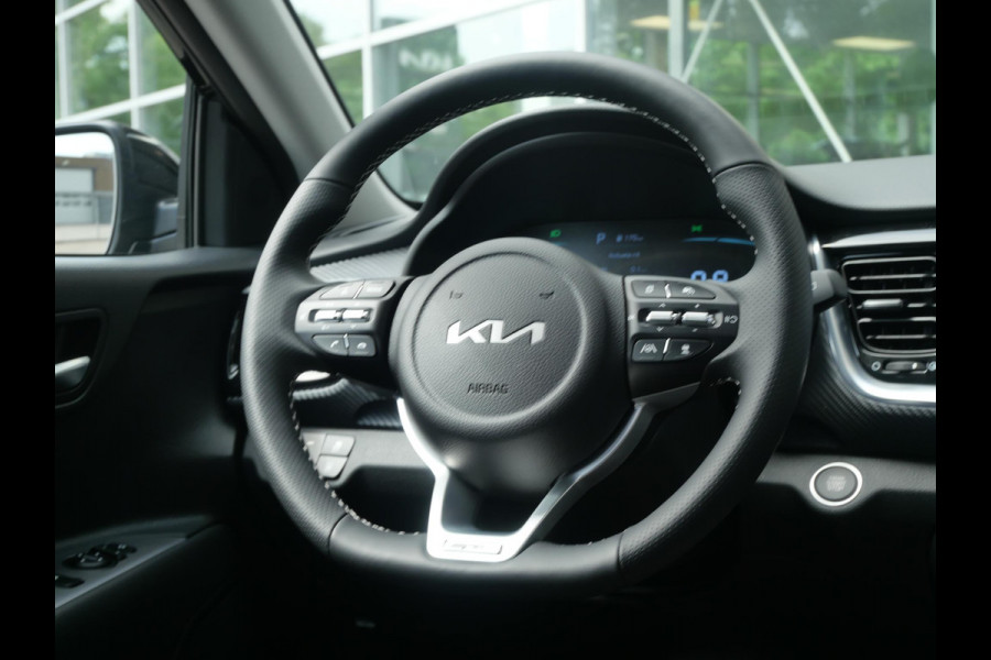 Kia Stonic 1.0 T-GDi MHEV GT-PlusLine | Trekhaak | Cruise | Clima | Schuif-kanteldak | Stoel-stuurverwarming | Keyless |