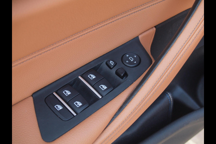 BMW 5 Serie 530e Business Edition Plus | Panoramadak | Sfeerverlichting | Laser LED | Apple Carplay |