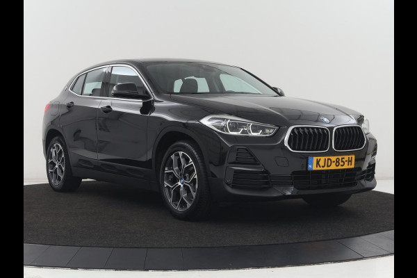 BMW X2 xDrive25e Executive | SOH 88% | Camera | Navigatie | Full LED | Park Assist | Climate control | Bluetooth | Cruise control | 18'' lichtmetalen velgen | PHEV | Plug In