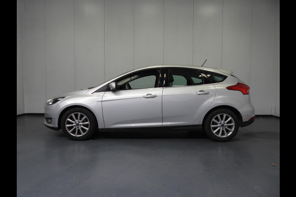 Ford Focus 1.0 EcoBoost Titanium NAVI/CLIMA/CRUISE/PDC/16"LMV!