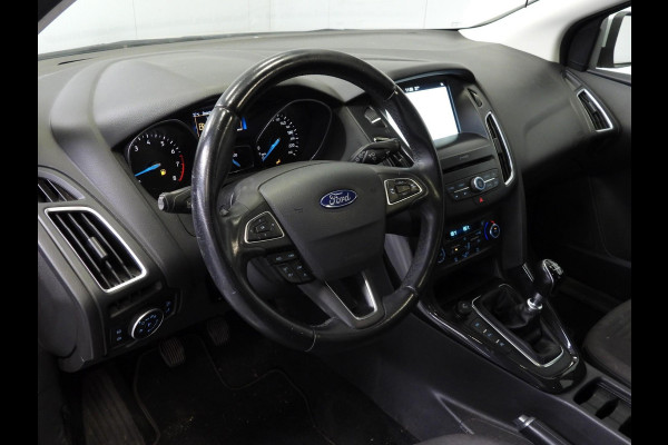 Ford Focus 1.0 EcoBoost Titanium NAVI/CLIMA/CRUISE/PDC/16"LMV!