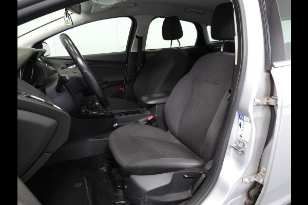 Ford Focus 1.0 EcoBoost Titanium NAVI/CLIMA/CRUISE/PDC/16"LMV!