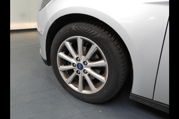 Ford Focus 1.0 EcoBoost Titanium NAVI/CLIMA/CRUISE/PDC/16"LMV!