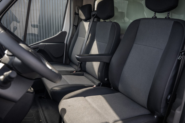 Renault Master 2.3dCi | Bakwagen met Laadklep | LED | Carplay | Camera | Cruise