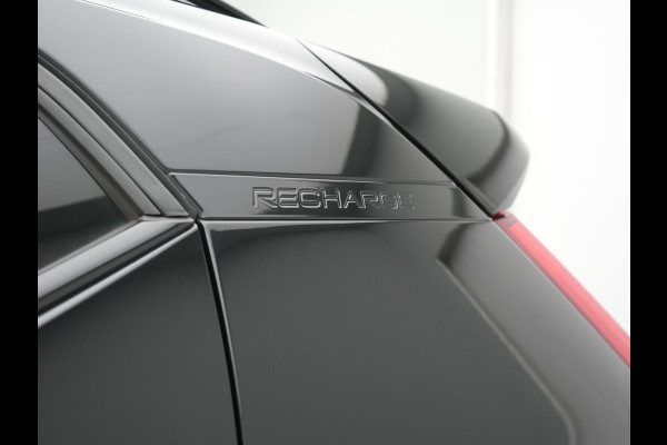 Volvo XC40 Single Motor Extended Range Ultimate 78 kWh 252pk Dealer O.H. | Panodak | Adaptive Cruise | 360 Camera | Harman / Kardon | Warmtepomp | Sportstoelen Memory & Verwarmd | Google Assistent | Keyless | Blis | Apple Carplay | DAB |