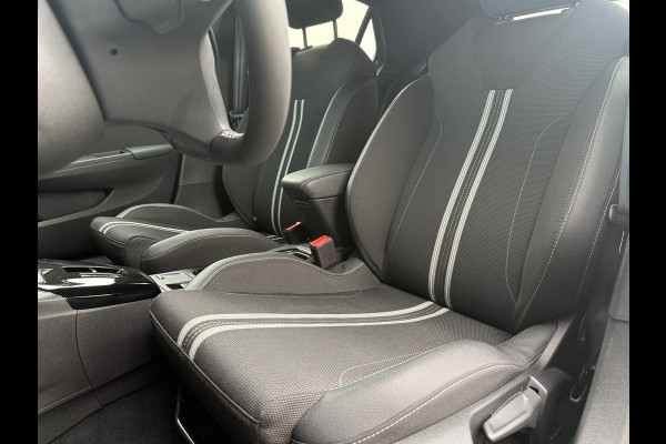Opel Corsa 1.2 Turbo GS - Automaat - Groot Media - Winterpakket - Climate