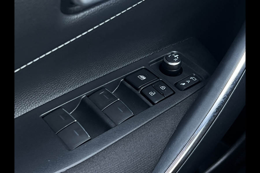 Toyota Corolla Touring Sports 1.8 Hybrid Dynamic | Carplay | Camera | Dodehoek | Park Assist | Winter Pack