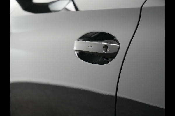 CUPRA Leon Sportstourer 1.4 e-Hybrid VZ Copper Edition PHEV 245pk Dealer O.H. | Panodak | Adaptive Cruise | Camera | Lederen Sportstoelen Memory & Verwarmd | Sfeerverlichting | Stuur Verwarmd | Apple Carplay | Keyless | Blis | Navigatie | DAB | Plug In Hybrid |