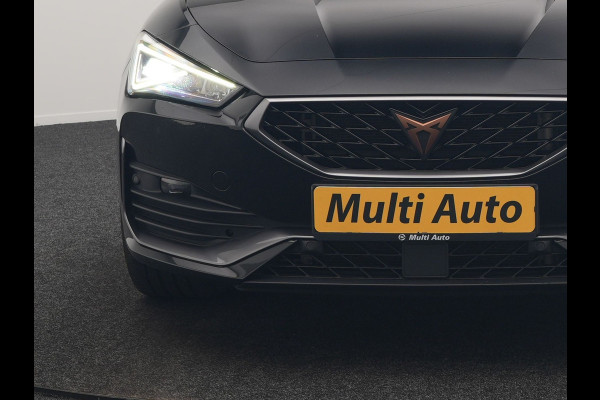 CUPRA Leon Sportstourer 1.4 e-Hybrid VZ Copper Edition PHEV 245pk Dealer O.H. | Panodak | Adaptive Cruise | Camera | Lederen Sportstoelen Memory & Verwarmd | Sfeerverlichting | Stuur Verwarmd | Apple Carplay | Keyless | Blis | Navigatie | DAB | Plug In Hybrid |