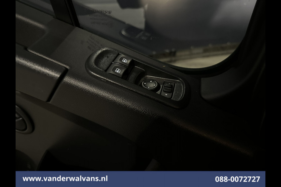 Renault Master 2.3 dCi 146pk Bakwagen 222cm Hoog Laadklep Euro6 Airco | Navigatie | Camera | LED | Cruisecontrol Bijrijdersbank