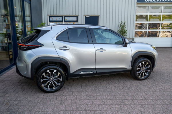 Toyota Yaris Cross 1.5 Hybrid 115 Active|Prijs rijklaar incl 12 mnd garantie|Stoelverwarming Carplay Clima Camera Ledverkichting