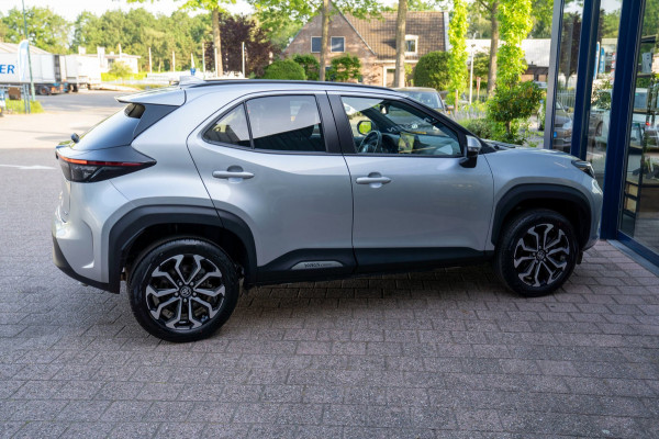 Toyota Yaris Cross 1.5 Hybrid 115 Active|Prijs rijklaar incl 12 mnd garantie|Stoelverwarming Carplay Clima Camera Ledverkichting