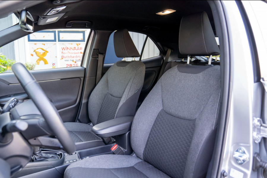 Toyota Yaris Cross 1.5 Hybrid 115 Active|Prijs rijklaar incl 12 mnd garantie|Stoelverwarming Carplay Clima Camera Ledverkichting