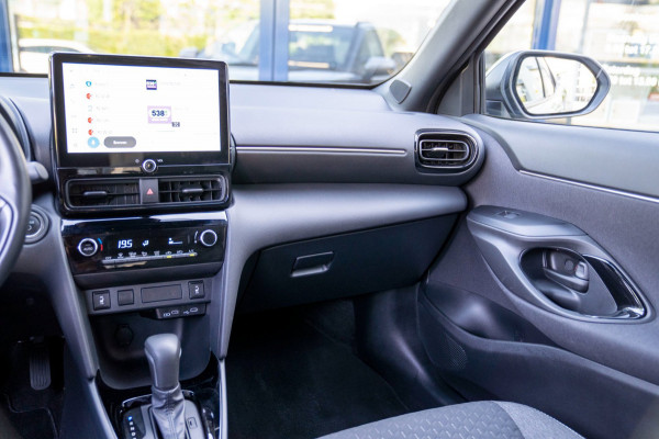 Toyota Yaris Cross 1.5 Hybrid 115 Active|Prijs rijklaar incl 12 mnd garantie|Stoelverwarming Carplay Clima Camera Ledverkichting