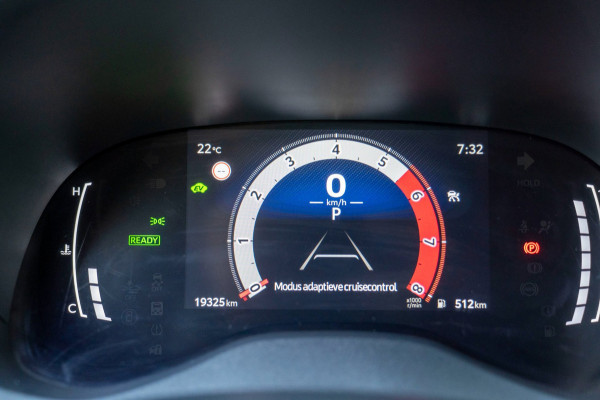 Toyota Yaris Cross 1.5 Hybrid 115 Active|Prijs rijklaar incl 12 mnd garantie|Stoelverwarming Carplay Clima Camera Ledverkichting