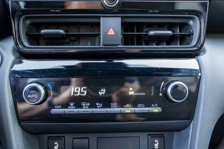 Toyota Yaris Cross 1.5 Hybrid 115 Active|Prijs rijklaar incl 12 mnd garantie|Stoelverwarming Carplay Clima Camera Ledverkichting