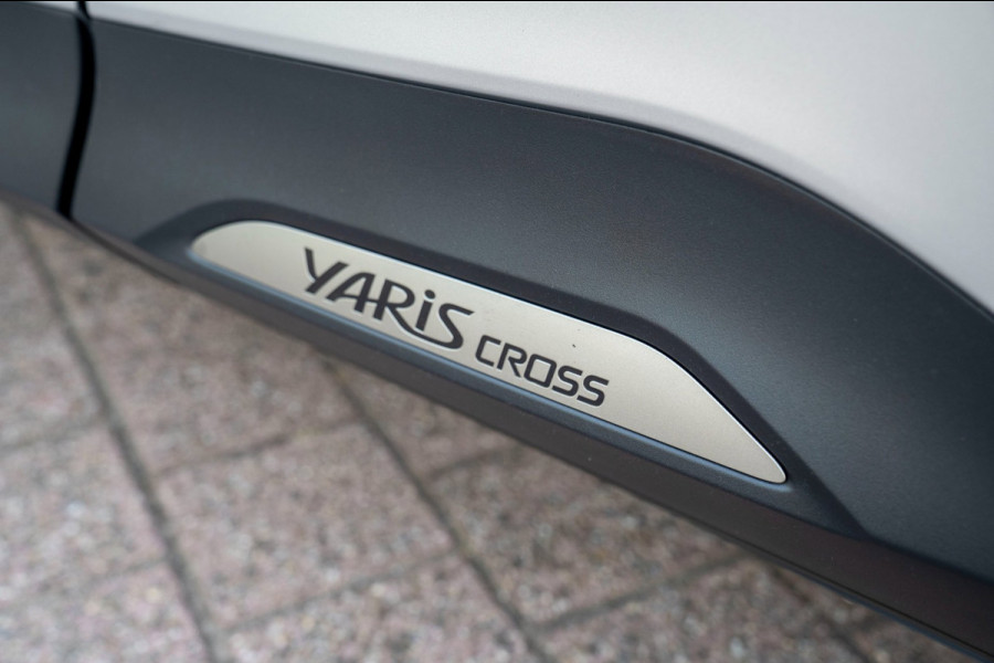 Toyota Yaris Cross 1.5 Hybrid 115 Active|Prijs rijklaar incl 12 mnd garantie|Stoelverwarming Carplay Clima Camera Ledverkichting