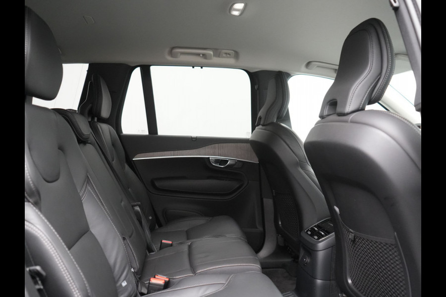 Volvo XC90 T8 Recharge AWD Plus Bright 7 Persoons LONG RANGE PHEV 455pk Dealer O.H. | Trekhaak Af Fabriek | Luchtvering | Adaptive Cruise | Harman / Kardon | Lederen Sportstoelen Ventilatie & Memory | 360 Camera | Stoelen & Stuur Verwarmd | Keyless | Blis | Google Assistent  | Plug In Hybrid |