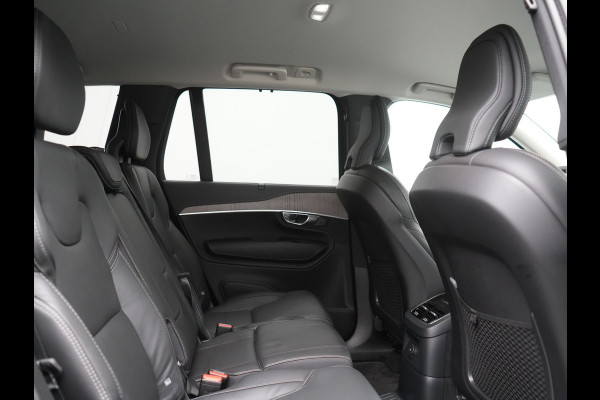 Volvo XC90 T8 Recharge AWD Plus Bright 7 Persoons LONG RANGE PHEV 455pk Dealer O.H. | Trekhaak Af Fabriek | Luchtvering | Adaptive Cruise | Harman / Kardon | Lederen Sportstoelen Ventilatie & Memory | 360 Camera | Stoelen & Stuur Verwarmd | Keyless | Blis | Google Assistent  | Plug In Hybrid |