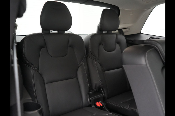 Volvo XC90 T8 Recharge AWD Plus Bright 7 Persoons LONG RANGE PHEV 455pk Dealer O.H. | Trekhaak Af Fabriek | Luchtvering | Adaptive Cruise | Harman / Kardon | Lederen Sportstoelen Ventilatie & Memory | 360 Camera | Stoelen & Stuur Verwarmd | Keyless | Blis | Google Assistent  | Plug In Hybrid |