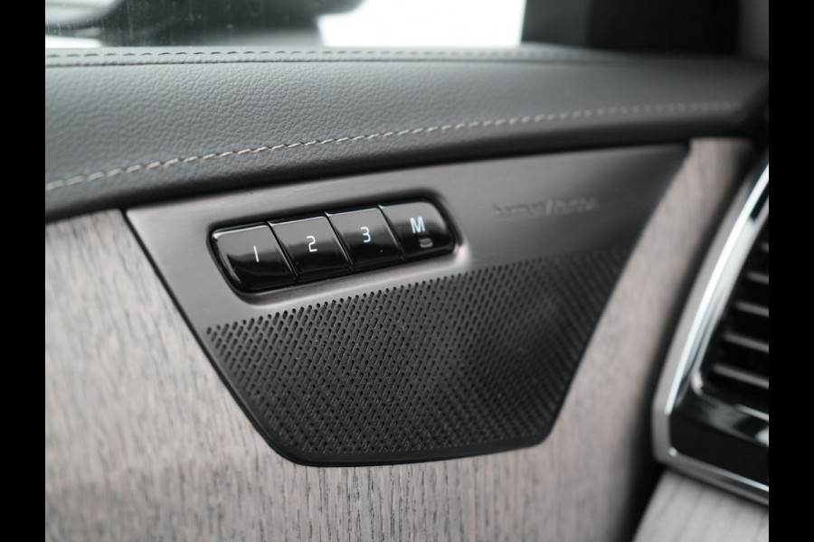 Volvo XC90 T8 Recharge AWD Plus Bright 7 Persoons LONG RANGE PHEV 455pk Dealer O.H. | Trekhaak Af Fabriek | Luchtvering | Adaptive Cruise | Harman / Kardon | Lederen Sportstoelen Ventilatie & Memory | 360 Camera | Stoelen & Stuur Verwarmd | Keyless | Blis | Google Assistent  | Plug In Hybrid |