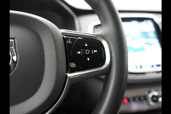 Volvo XC90 T8 Recharge AWD Plus Bright 7 Persoons LONG RANGE PHEV 455pk Dealer O.H. | Trekhaak Af Fabriek | Luchtvering | Adaptive Cruise | Harman / Kardon | Lederen Sportstoelen Ventilatie & Memory | 360 Camera | Stoelen & Stuur Verwarmd | Keyless | Blis | Google Assistent  | Plug In Hybrid |