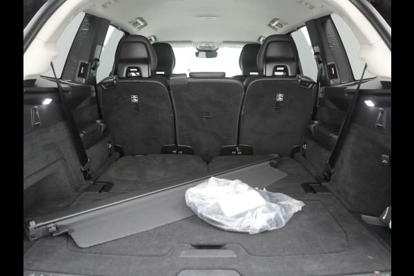 Volvo XC90 T8 Recharge AWD Plus Bright 7 Persoons LONG RANGE PHEV 455pk Dealer O.H. | Trekhaak Af Fabriek | Luchtvering | Adaptive Cruise | Harman / Kardon | Lederen Sportstoelen Ventilatie & Memory | 360 Camera | Stoelen & Stuur Verwarmd | Keyless | Blis | Google Assistent  | Plug In Hybrid |
