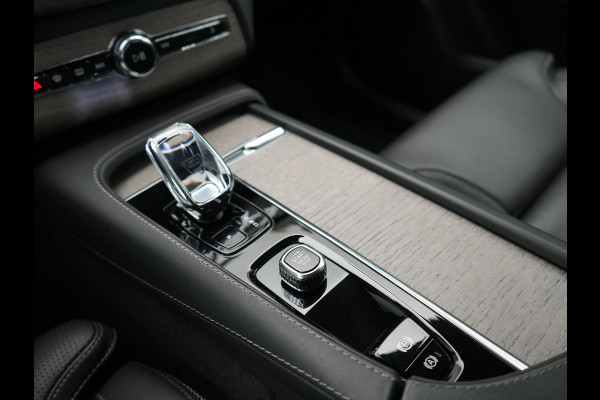 Volvo XC90 T8 Recharge AWD Plus Bright 7 Persoons LONG RANGE PHEV 455pk Dealer O.H. | Trekhaak Af Fabriek | Luchtvering | Adaptive Cruise | Harman / Kardon | Lederen Sportstoelen Ventilatie & Memory | 360 Camera | Stoelen & Stuur Verwarmd | Keyless | Blis | Google Assistent  | Plug In Hybrid |